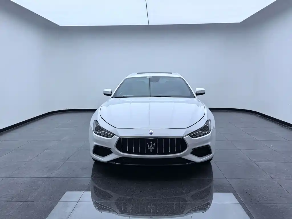 Maserati Ghibli 2017 3.0T Standard