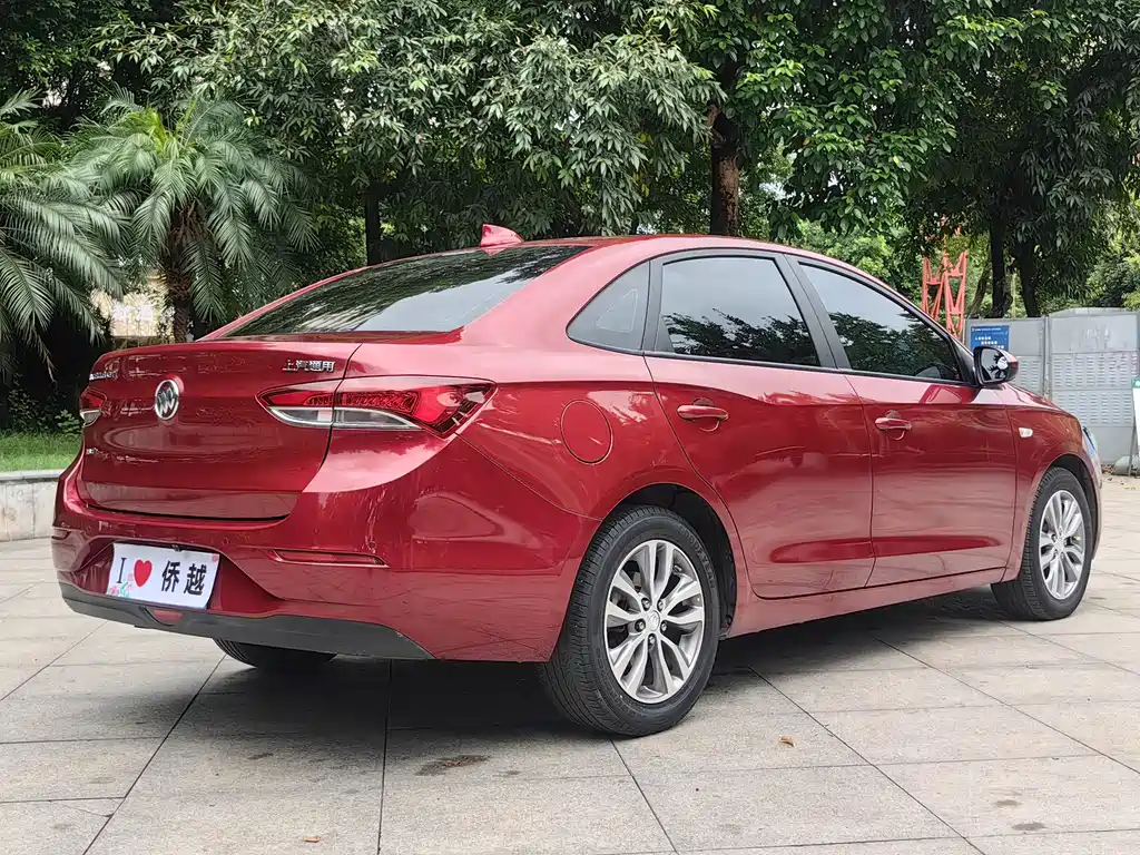 Buick Excelle — миниатюра 5