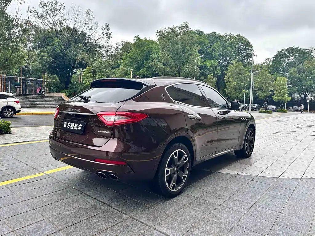 Maserati Levante — миниатюра 7
