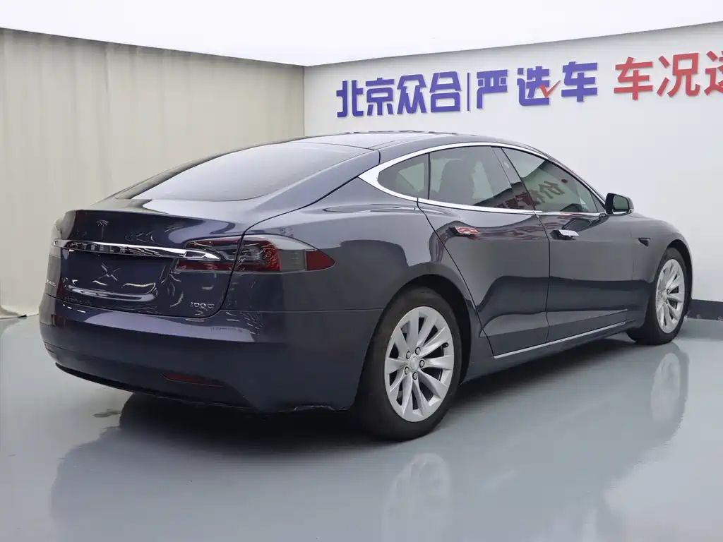 Tesla Model S — миниатюра 46
