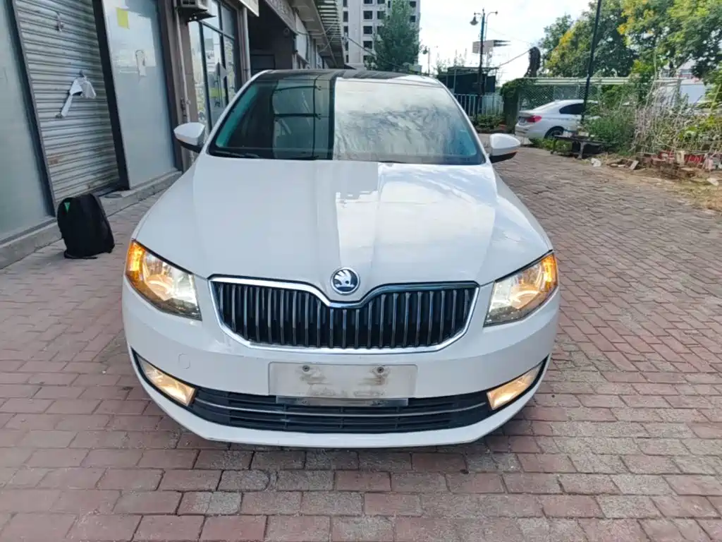 Skoda Octavia — миниатюра 3
