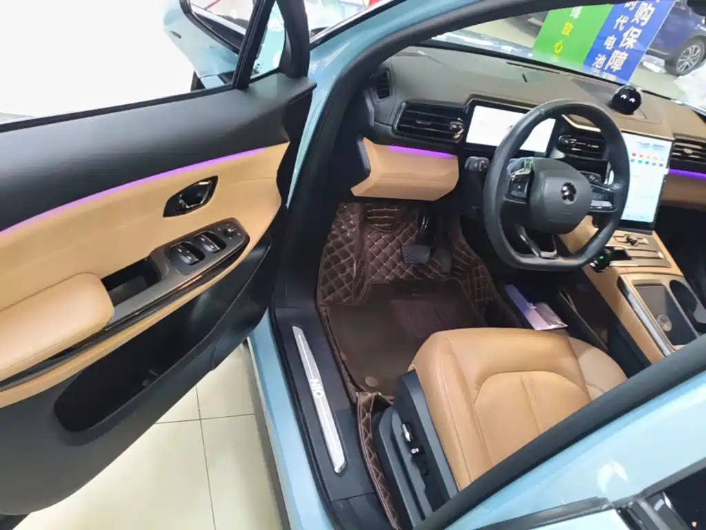 NIO ES6 — миниатюра 16