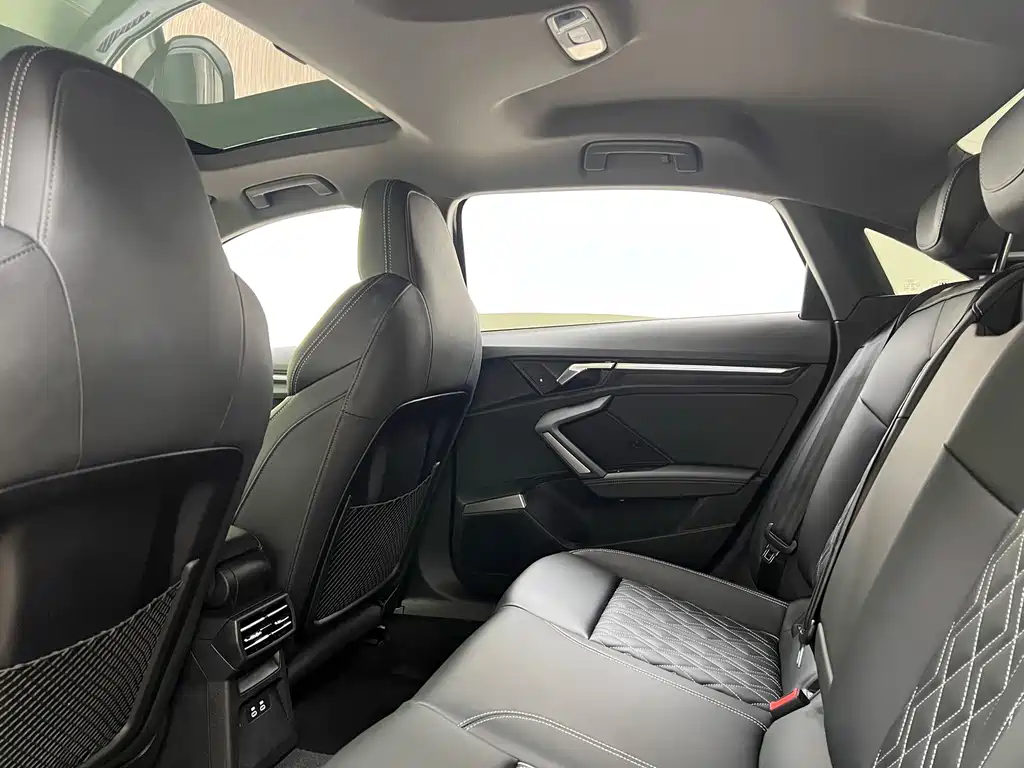 Audi A3 — миниатюра 8