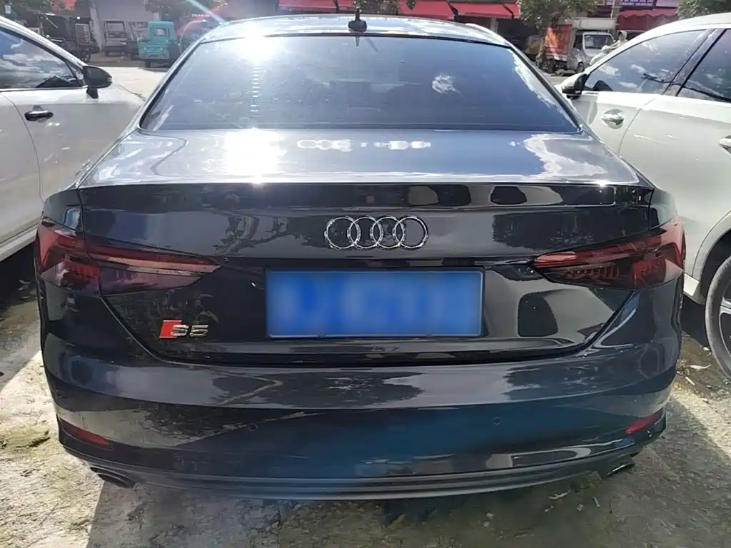 Audi A5 (Import) — миниатюра 6