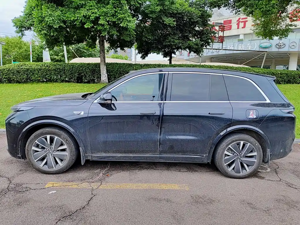 Li Auto Li L8 — миниатюра 3