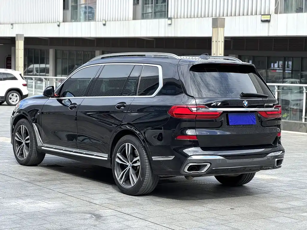 BMW X7 2020 xDrive40i Premium Luxury