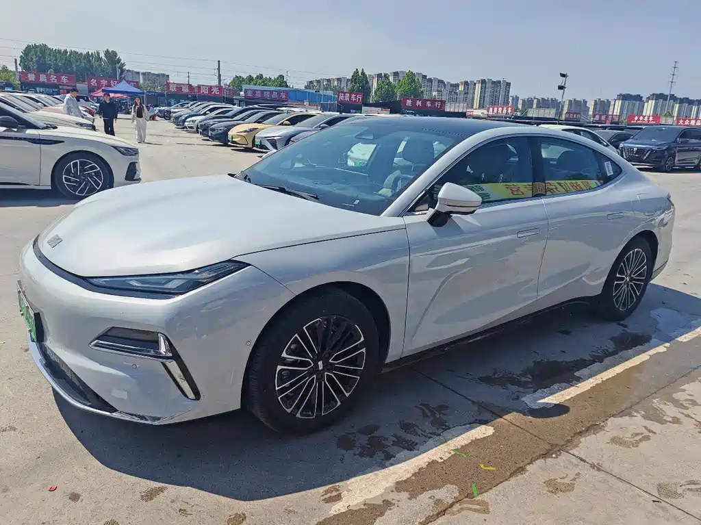 Galaxy Galaxy Xingyao 8 2025