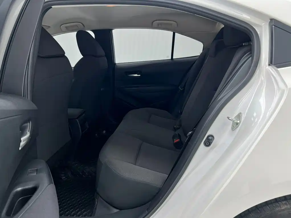 Toyota Corolla — миниатюра 8