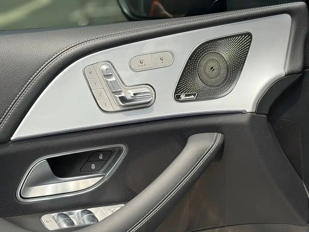 Mercedes-Benz GLE AMG — миниатюра 7
