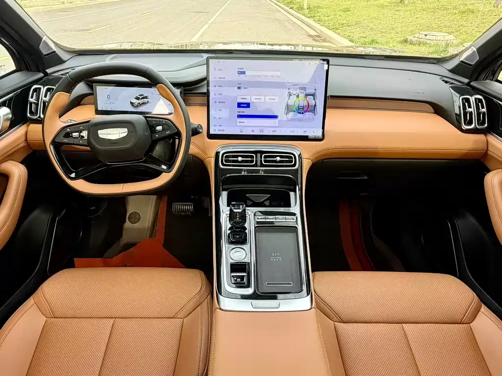 Geely Boyue L — миниатюра 6