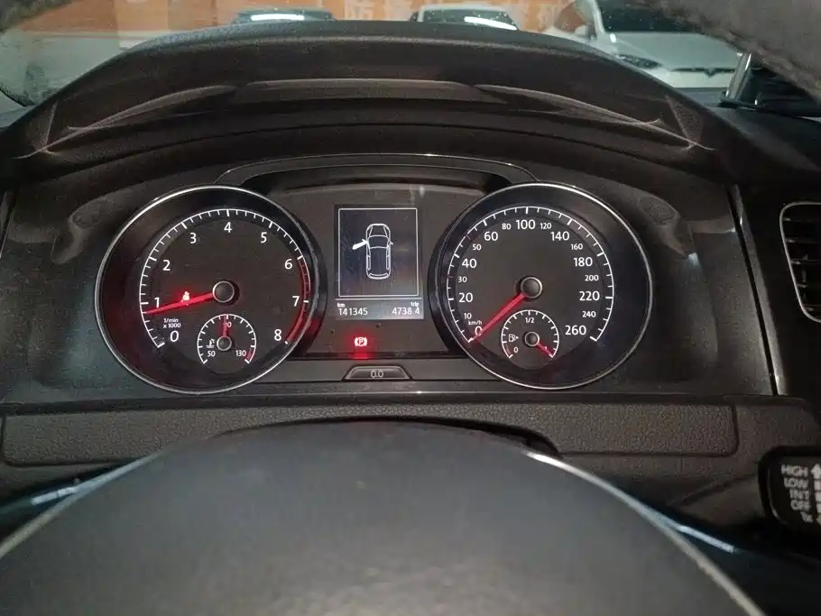 Volkswagen Golf — миниатюра 14