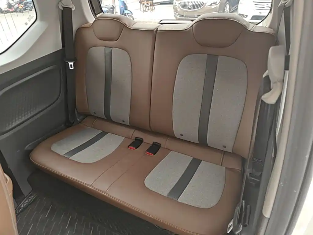 Wuling MINIEV — миниатюра 17
