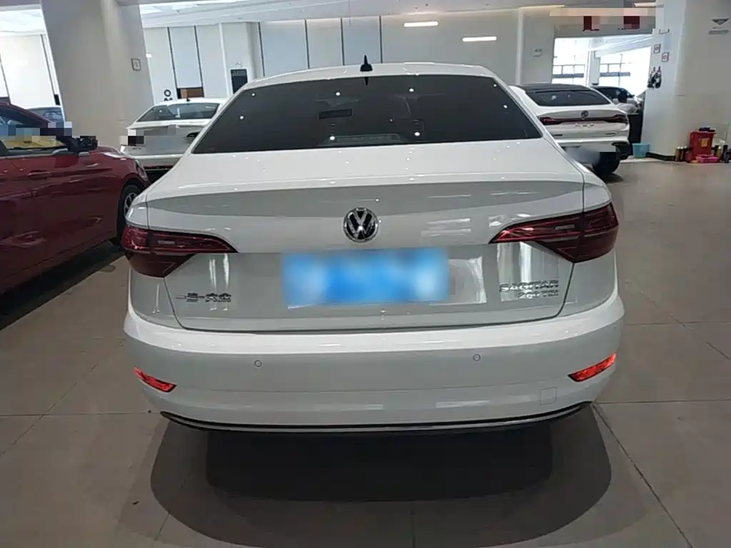 Volkswagen Sagitar — миниатюра 6