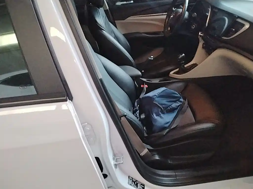 Buick Excelle — миниатюра 24