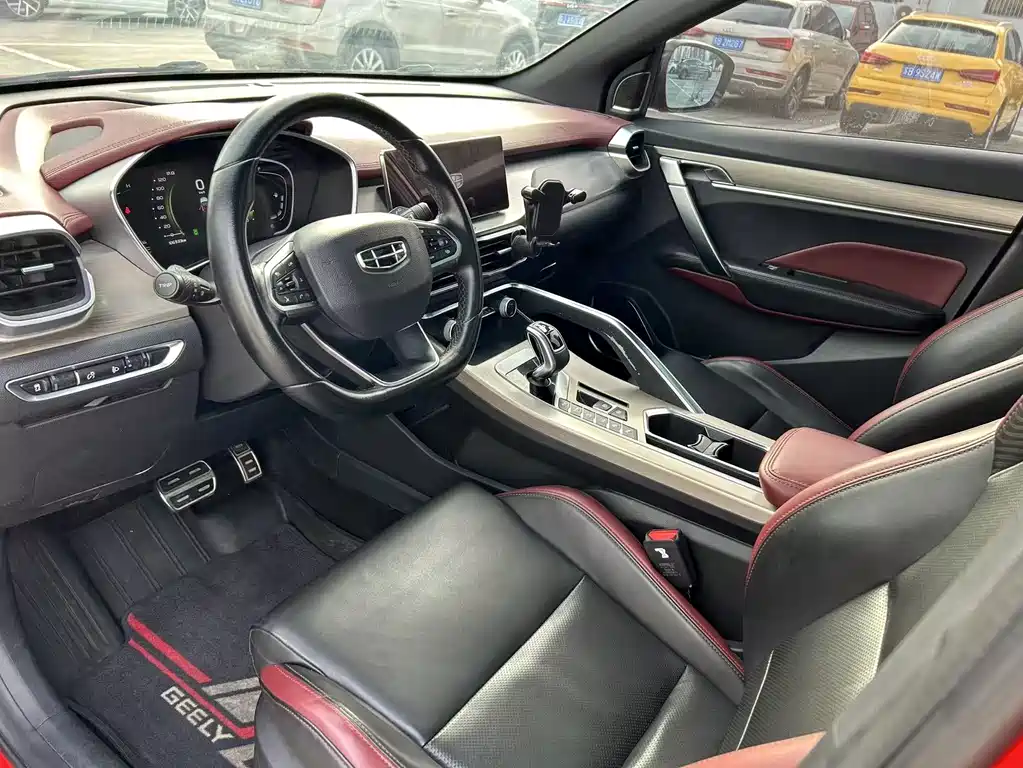 Geely Binyue — миниатюра 4