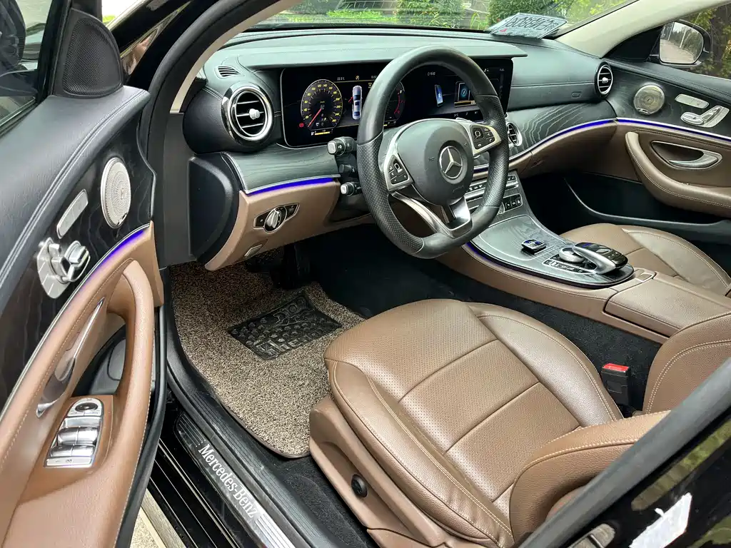 MERCEDES-BENZ E CLASS