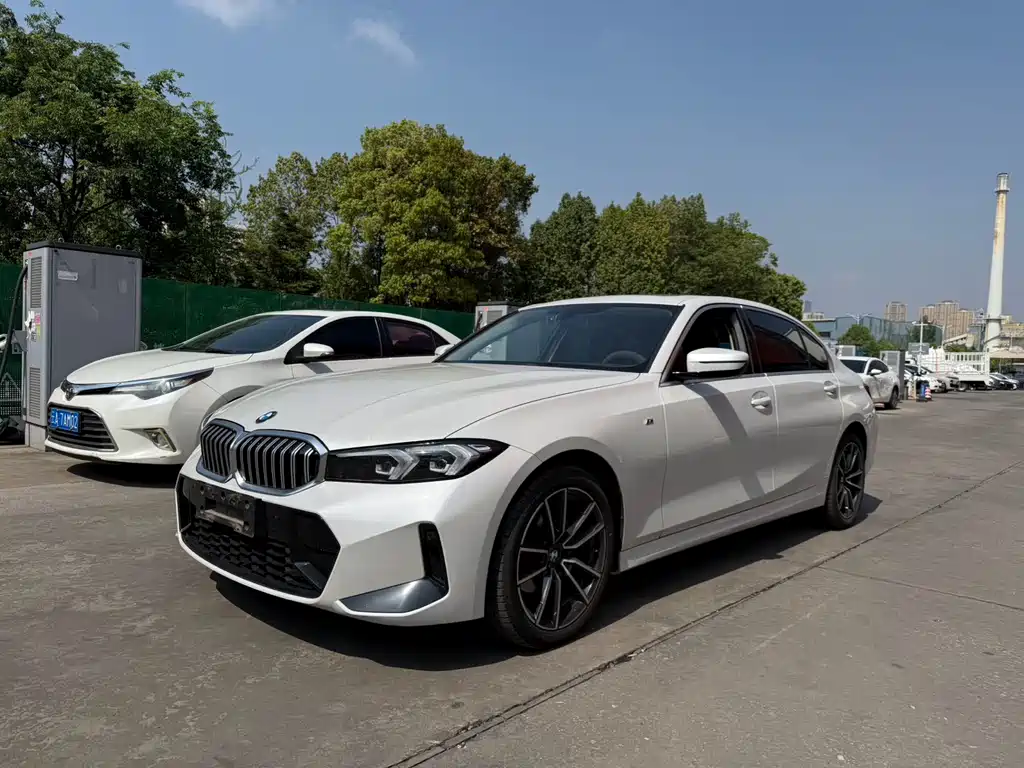 BMW 3 Series 2023