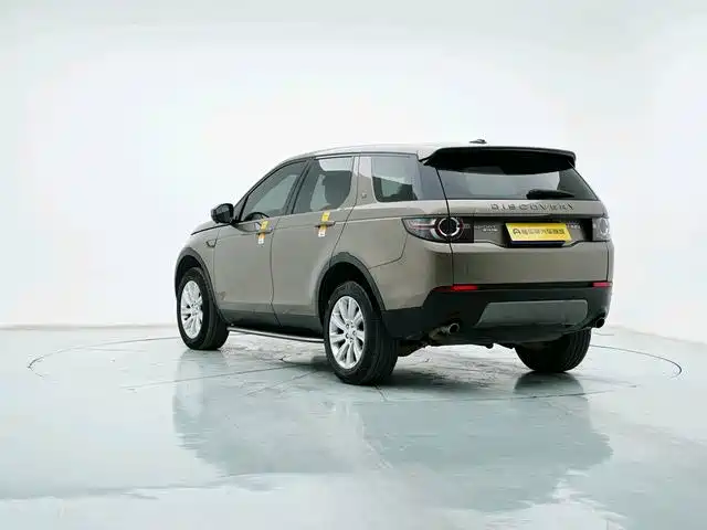 Land Rover Discovery Sport — миниатюра 5