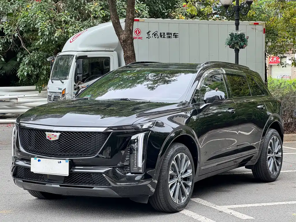 Cadillac XT5 2025