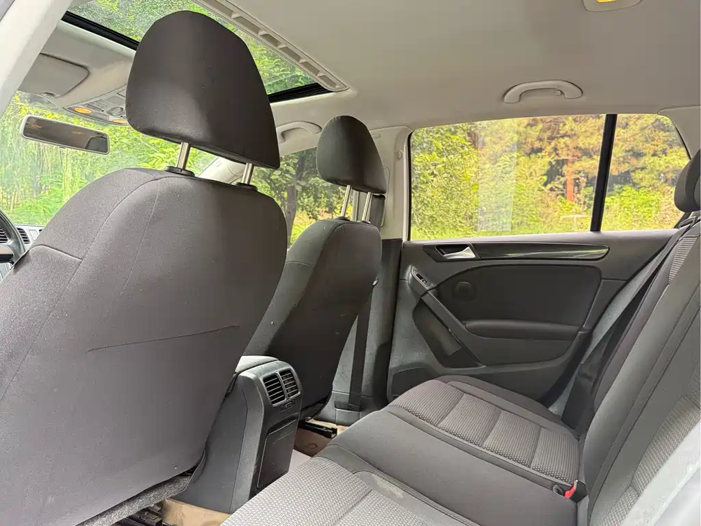 Volkswagen Golf 2012 1.4TSI AT Comfort