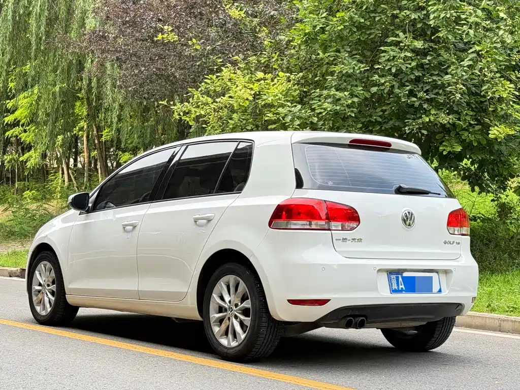 Volkswagen Golf 2012 1.4TSI AT Comfort