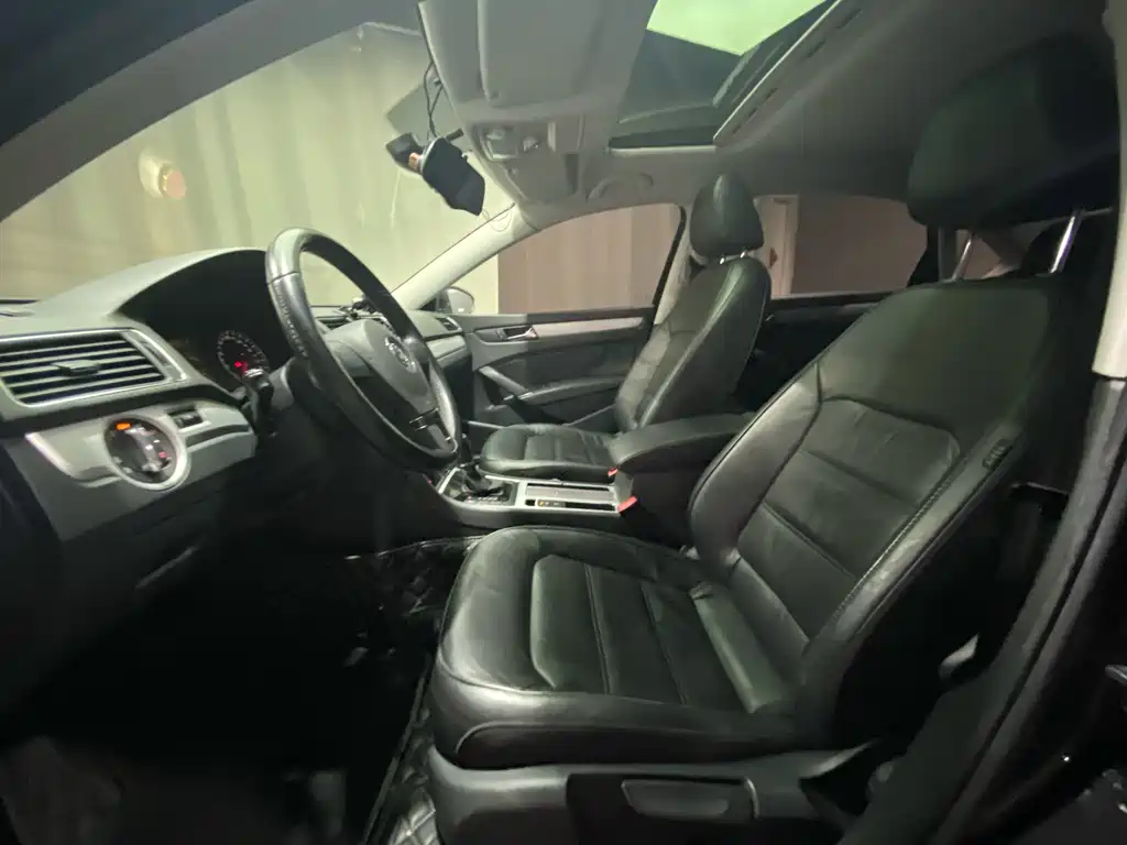 Volkswagen Passat 2014 1.8TSI DSG