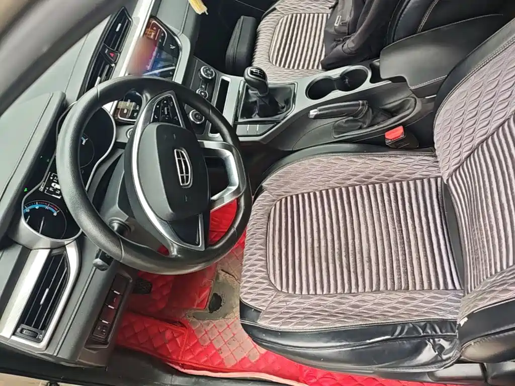 Geely Emgrand — миниатюра 16