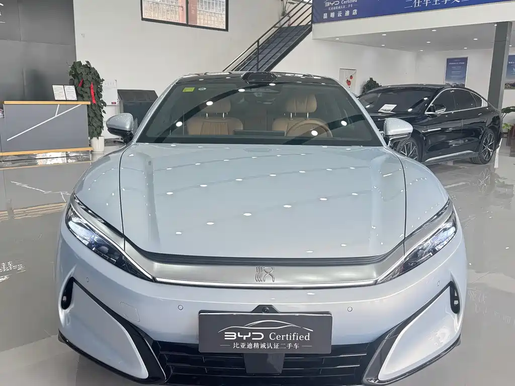 BYD Han L 2025 EV Flagship