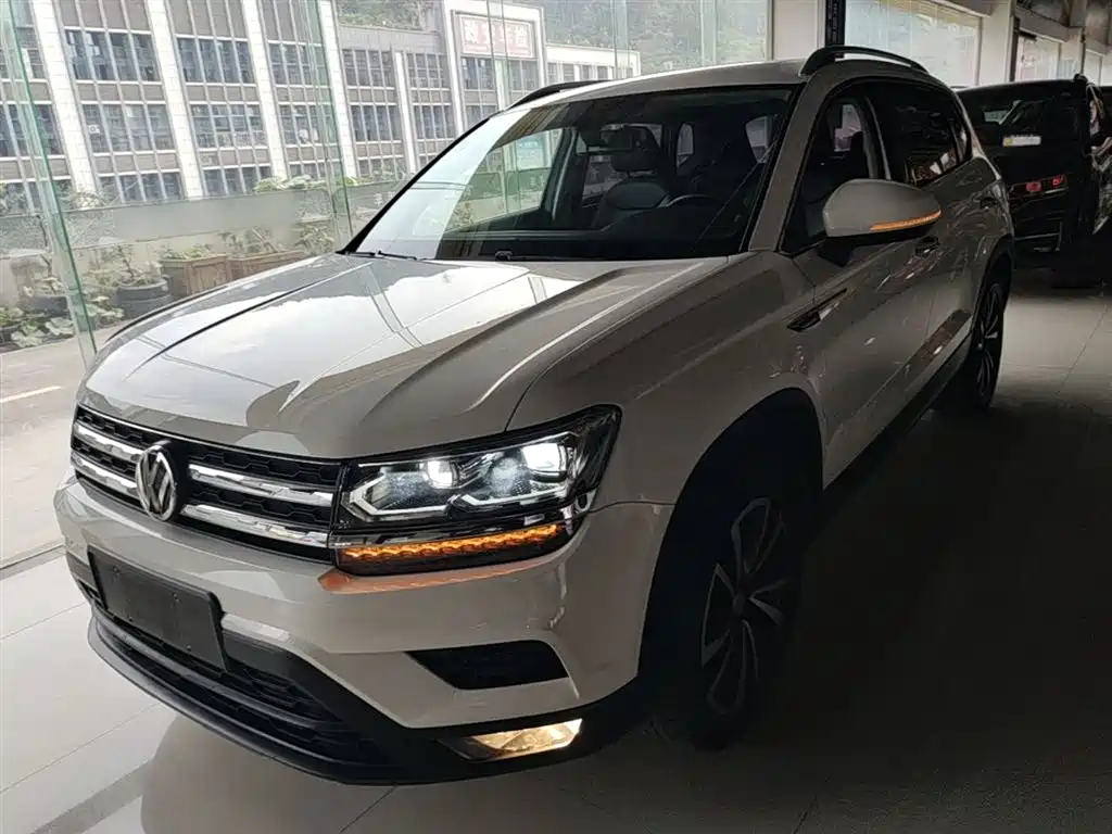 Volkswagen Tharu 2020