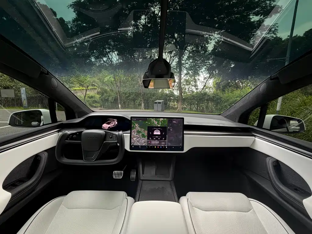 Tesla Model X — фотографии объявления, Фото 12