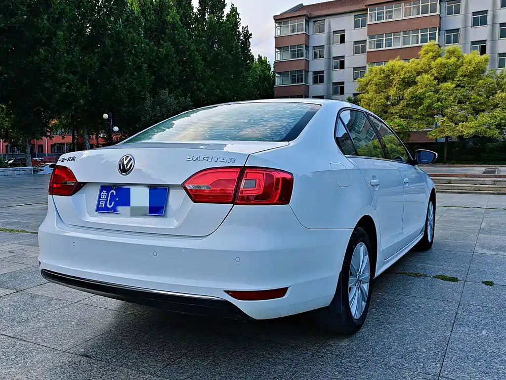 Volkswagen Sagitar — миниатюра 11