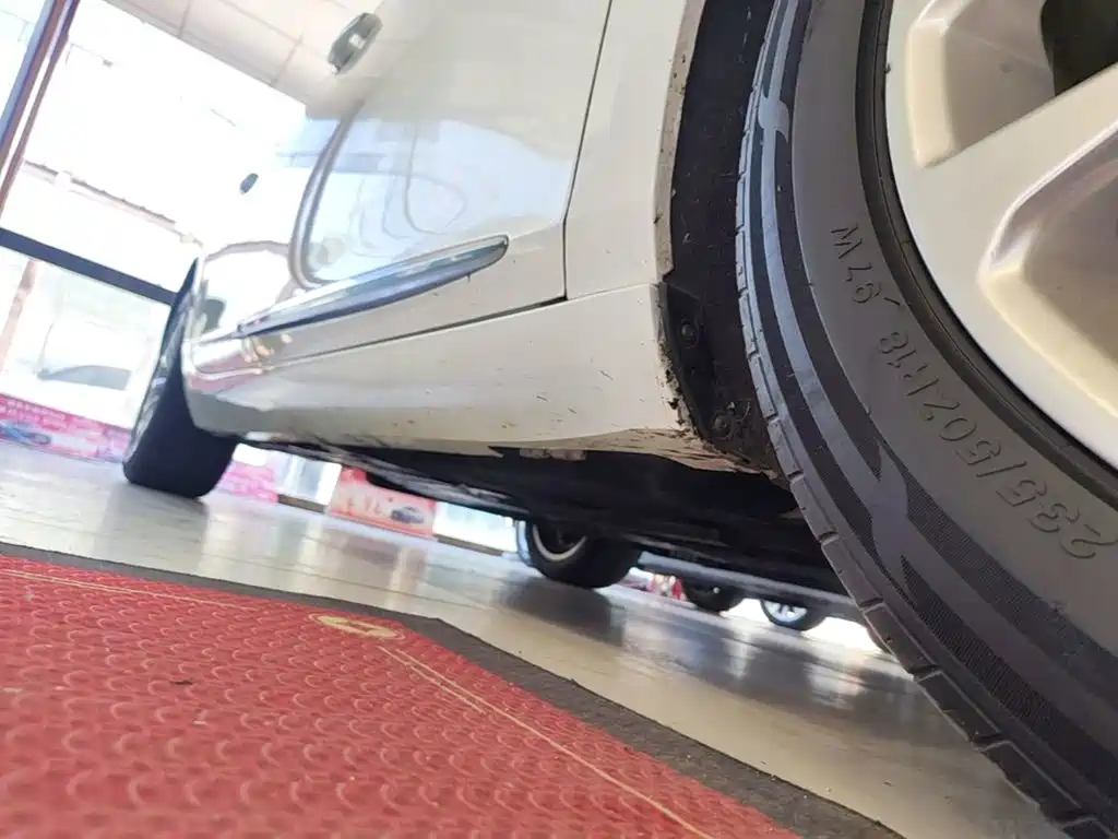 Cadillac XTS — миниатюра 21