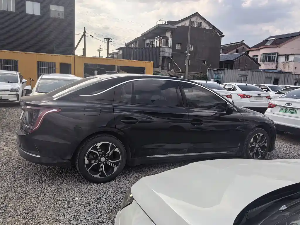 Hongqi Hongqi E-QM5 — миниатюра 5