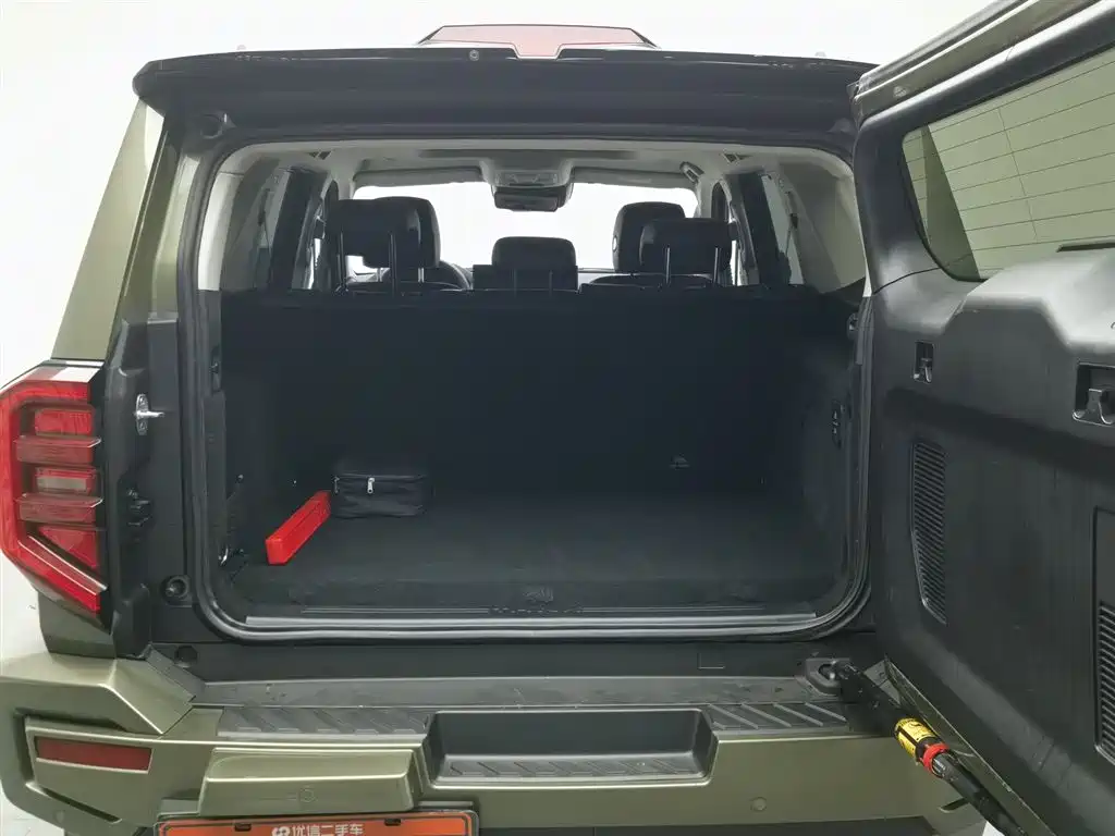 TANK TANK 400 NEW ENERGY