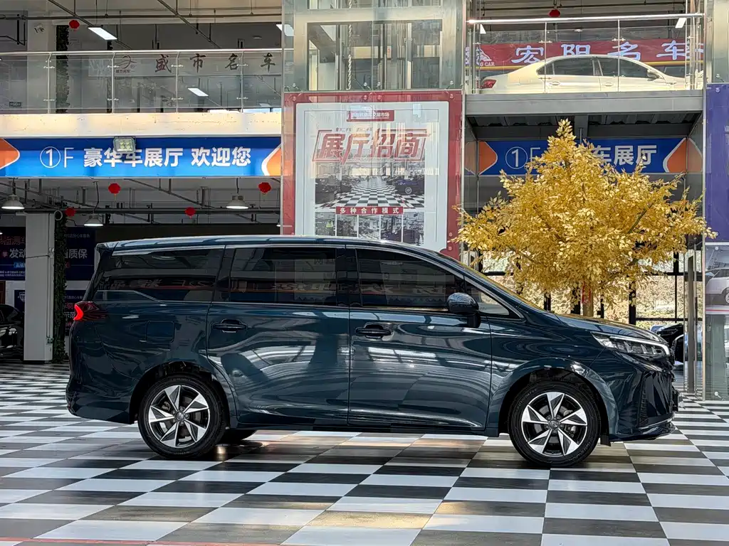 GAC Motor Trumpchi M6 — миниатюра 4