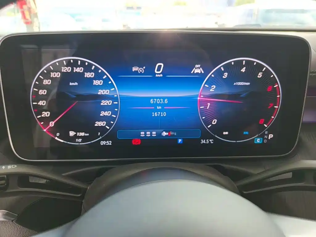 Mercedes-Benz C-Class — миниатюра 12