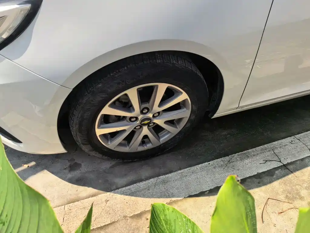 Chevrolet Malibu — миниатюра 25