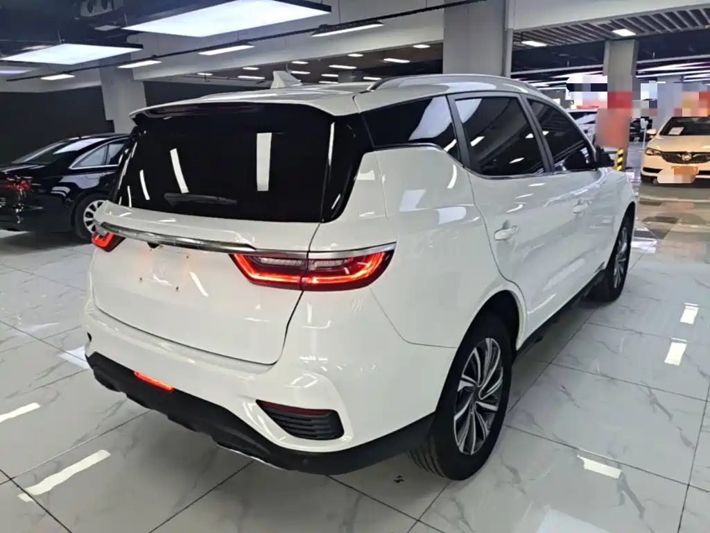 Geely Vision X6 — миниатюра 7
