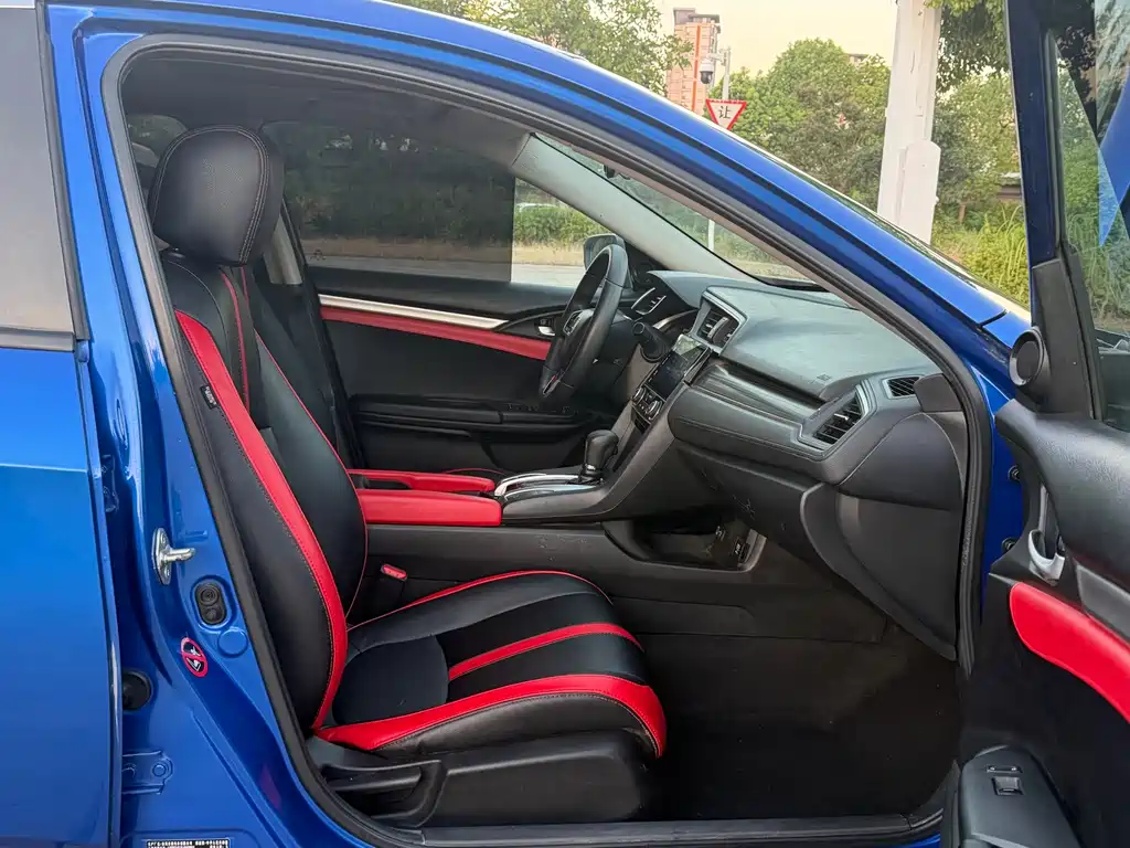 Honda Civic — миниатюра 18