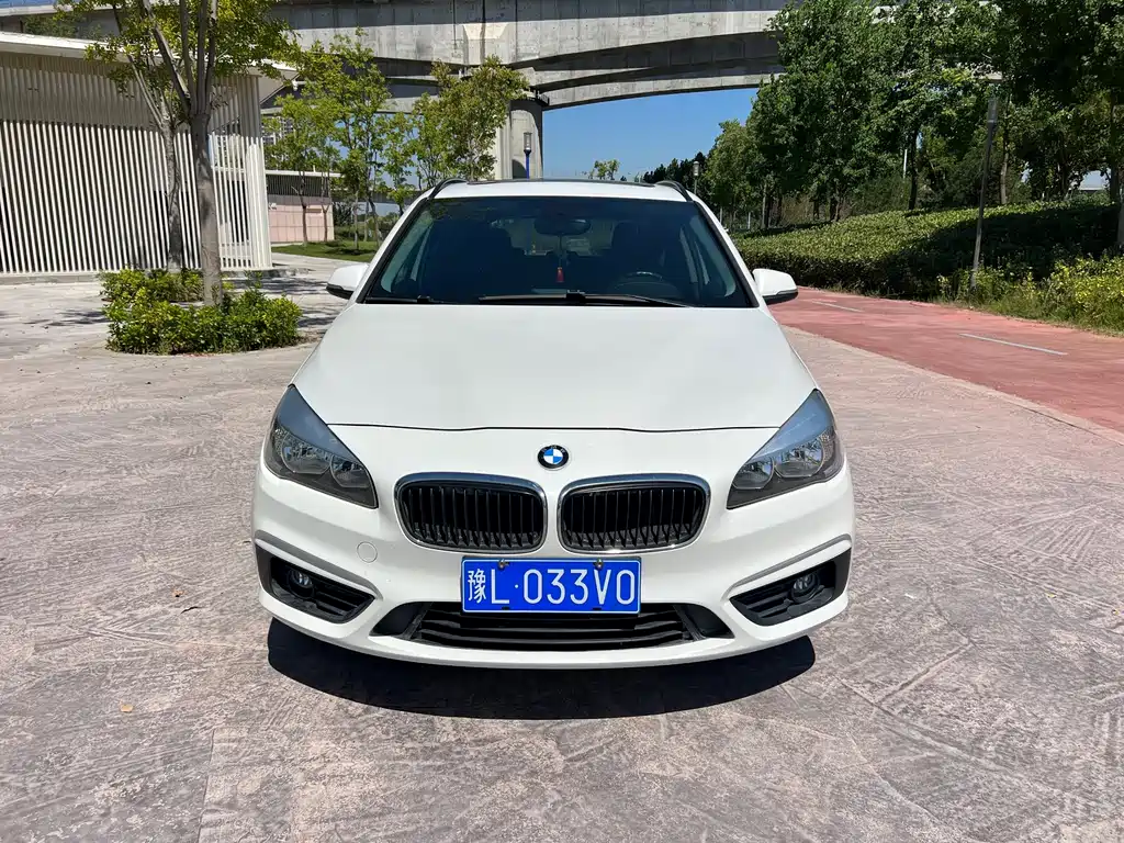 BMW 2 Series Active Tourer — миниатюра 9