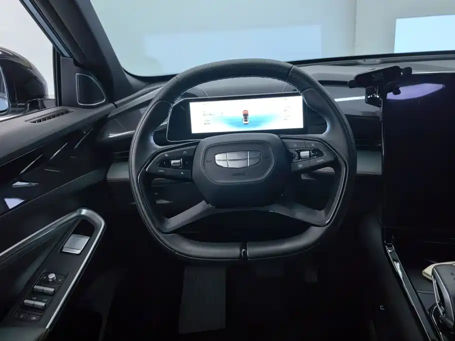 Geely Boyue — миниатюра 15