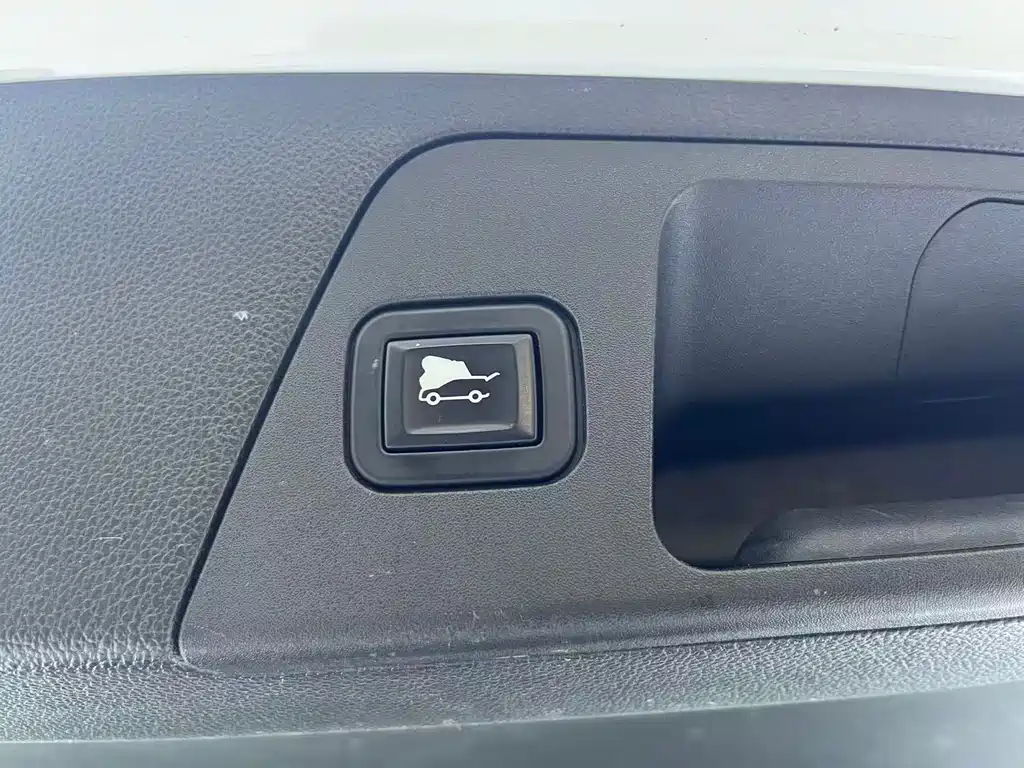 Buick Envision Plus — миниатюра 15