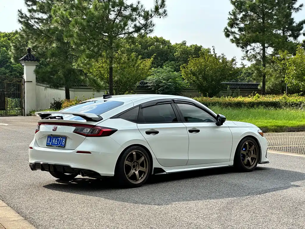 Honda Civic — миниатюра 8