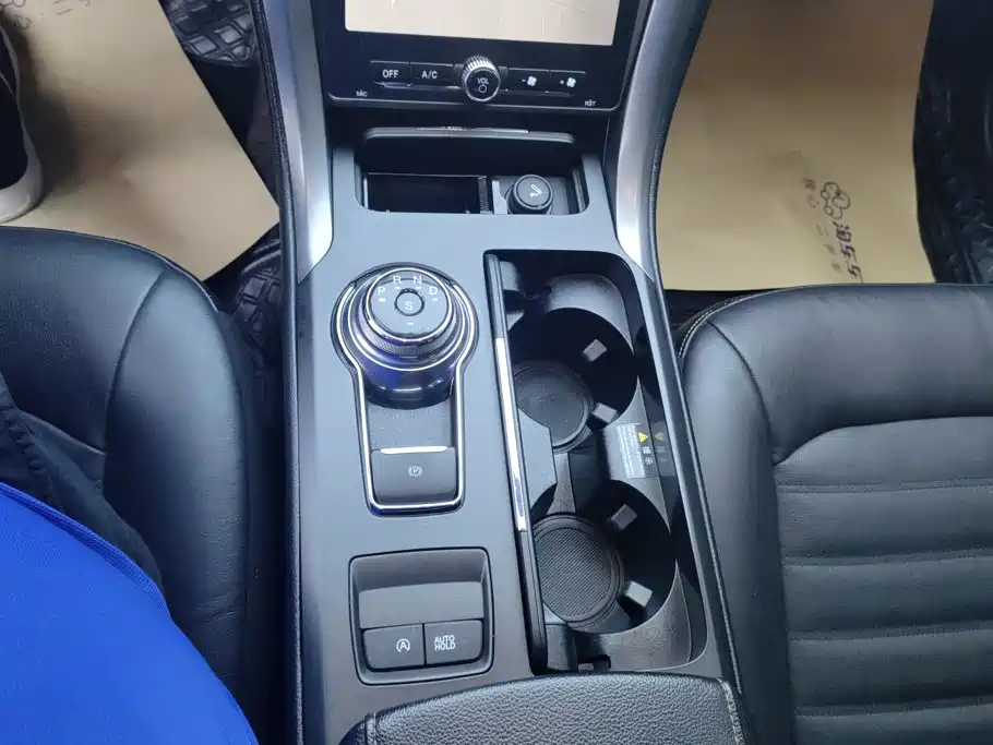 Ford Mondeo — миниатюра 16