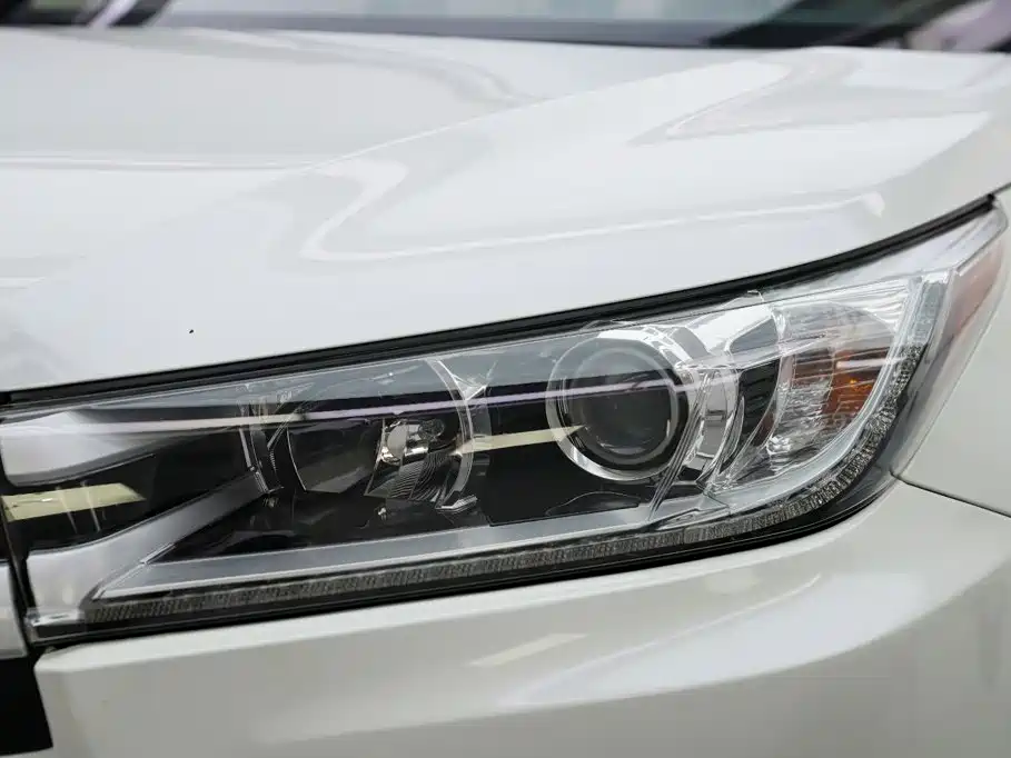 Toyota Highlander — миниатюра 2