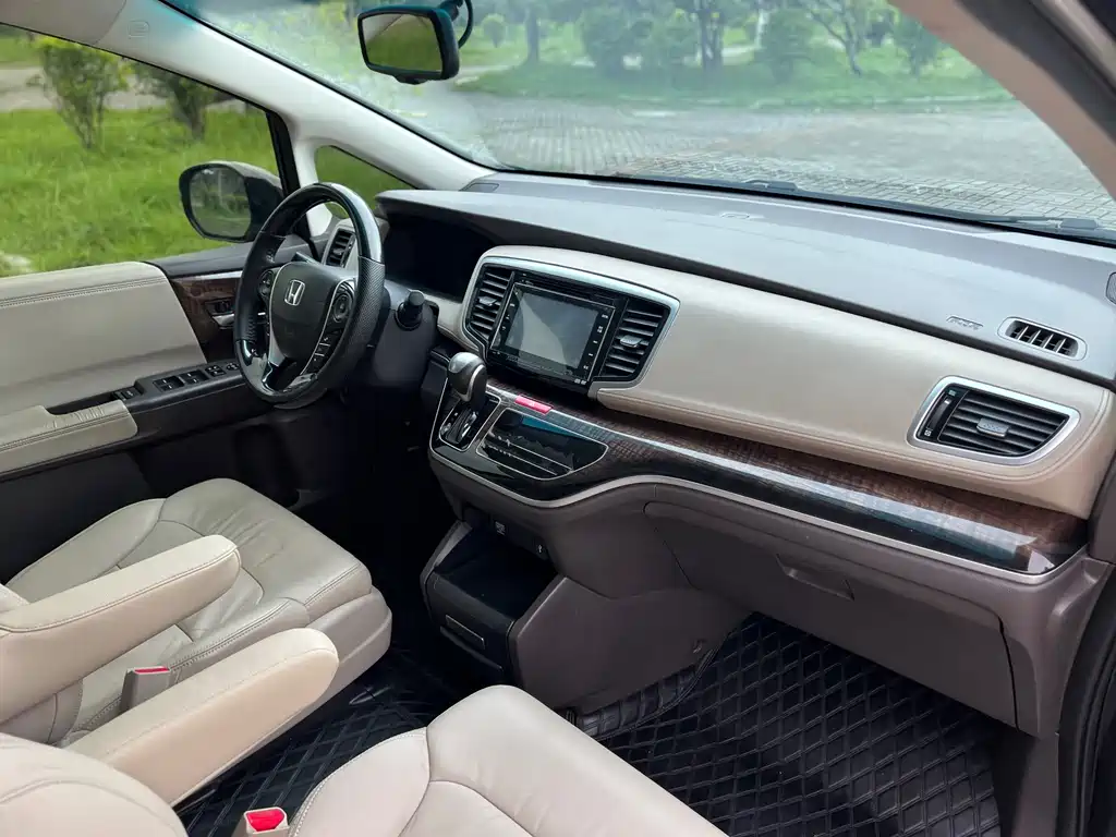 Honda Odyssey — фотографии объявления, Фото 11