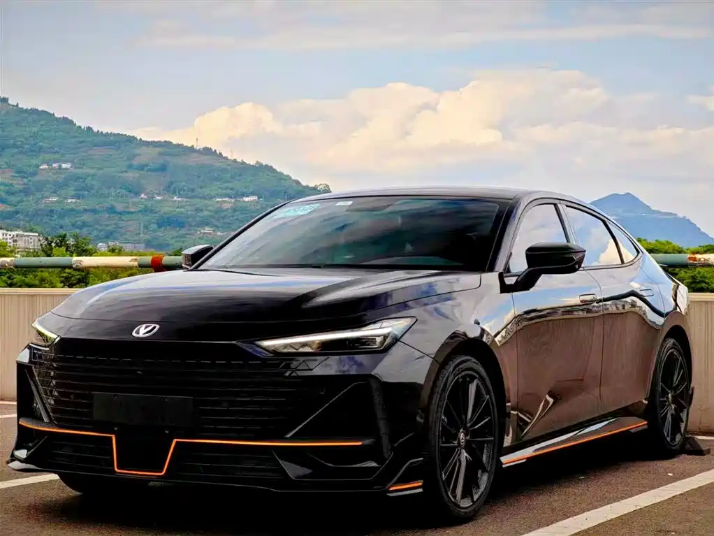 Changan UNI-V 2023