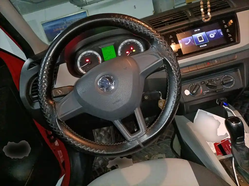 Skoda Fabia — миниатюра 6