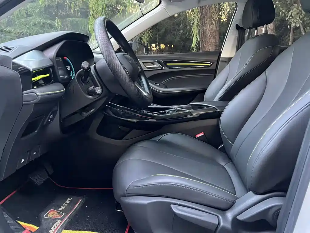Roewe i5 — миниатюра 13