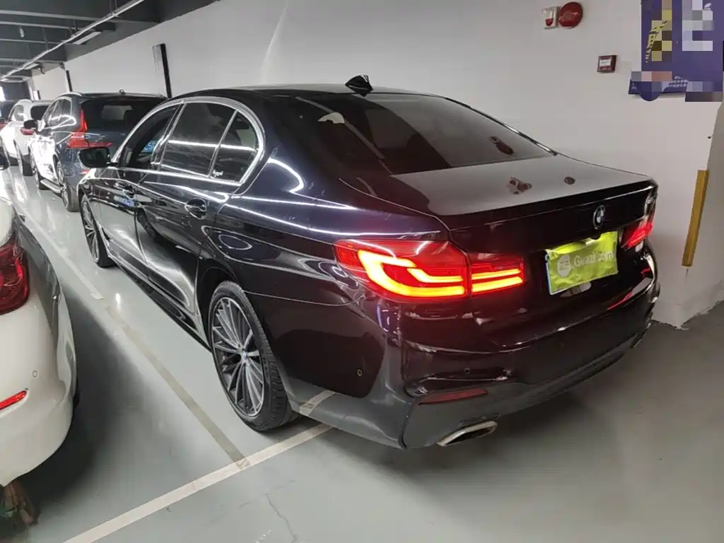 BMW 5 Series — миниатюра 5